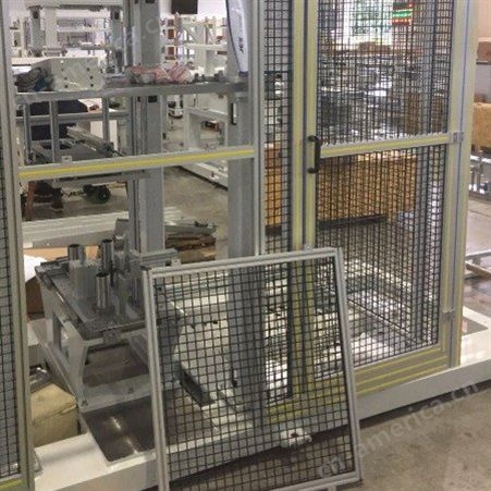 工厂机器人安全防护围栏-机器手臂护栏定做-MC美诚铝业20年行业经验