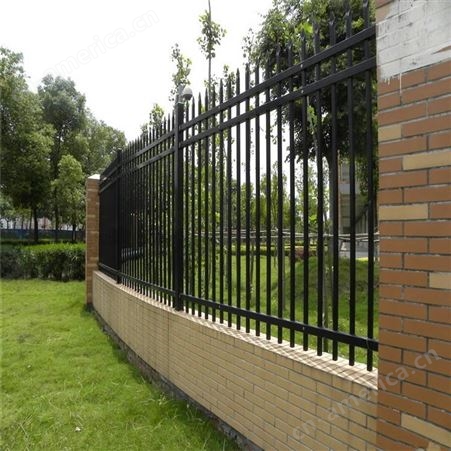锌钢护栏铁艺围栏小区户外别墅围墙公园隔离栅栏工厂学校防护栏杆