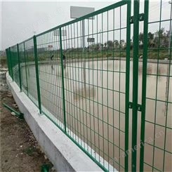 铁路框架护栏网 博乐 双边丝围栏 园林隔离栅 低碳钢丝