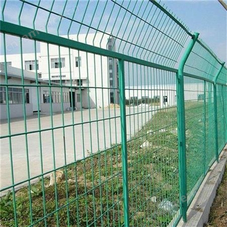金鹏养殖双边丝护栏网工厂双边丝护栏网量大从优